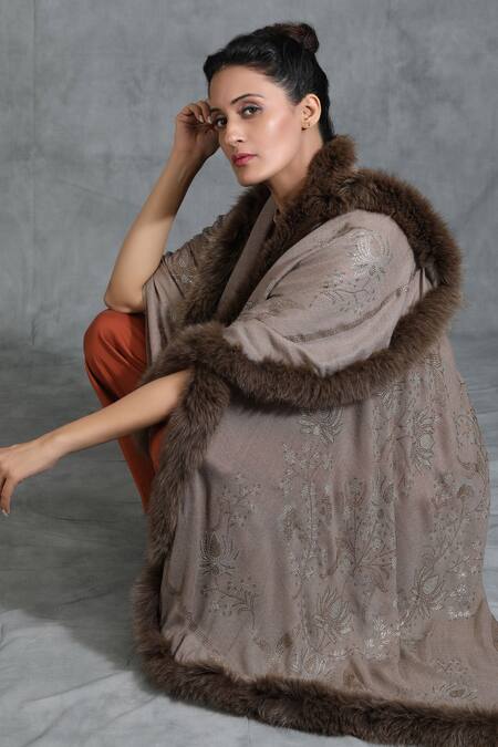 Buy Dusala Grey Lotus Design Swarovski Work Stole Online at Aza Fashions Buy_Dusala_Grey Lotus Design Swarovski Work Stole _Online_at_Aza_Fashions