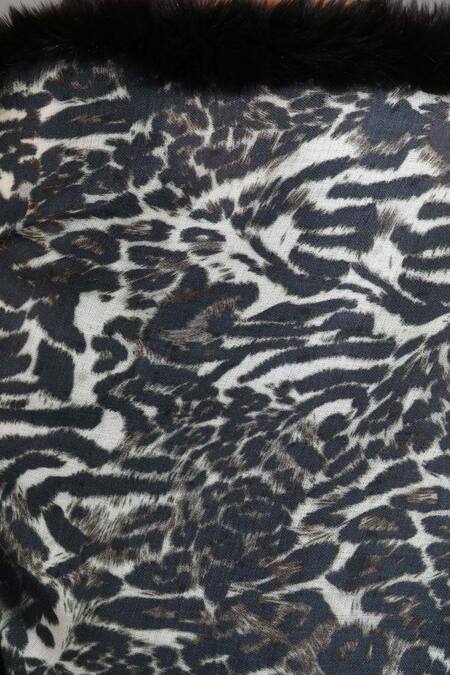 Buy_Dusala_Black Pashmina Wool Digital Animal Print Fur Bordered Stole _Online_at_Aza_Fashions