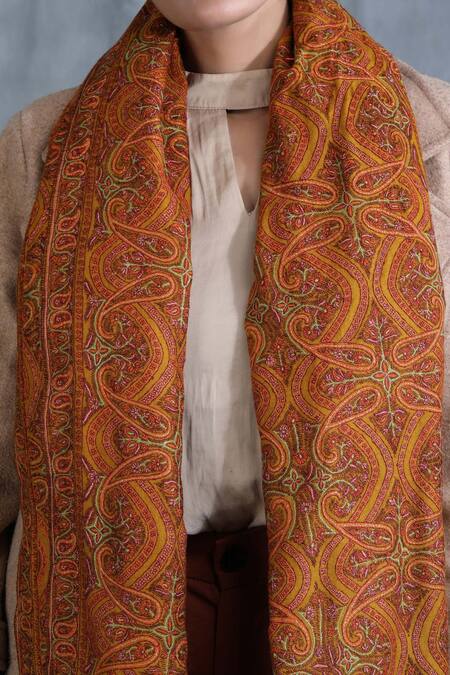 Buy_Dusala_Handwoven Pashmina Cashmere Wool Sozni Jamawar Antique Pattern Shawl_Online_at_Aza_Fashions
