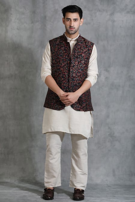 Dusala_Black Pashmina Thread Embroidered Floral Bundi _Online_at_Aza_Fashions