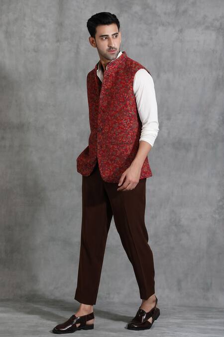 Buy Dusala Red Pashmina Thread Embroidered Floral Bundi Online at Aza Fashions Buy_Dusala_Red Pashmina Thread Embroidered Floral Bundi _Online_at_Aza_Fashions