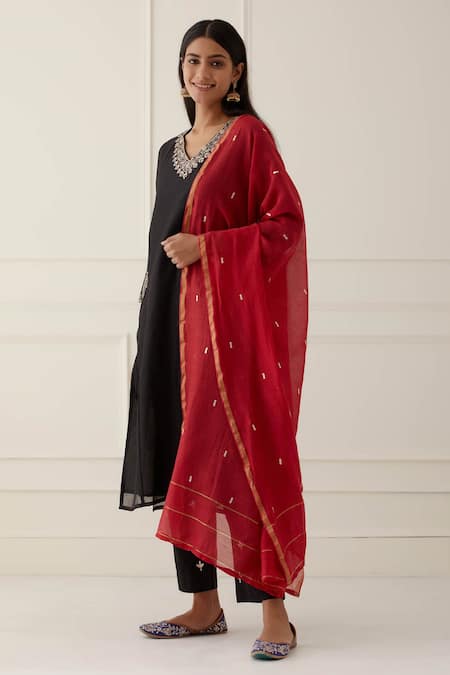Kamaltaas_Black Chanderi Silk, Lining Mulmul Gota, Pittan Embroidered Straight Kurta Set _Online_at_Aza_Fashions