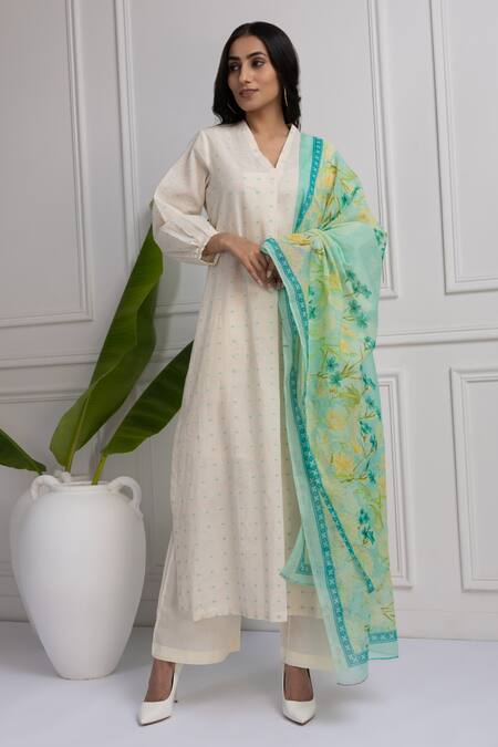 Buy House Of TA-YA Off White Cotton, Chanderi V-neck Geometric Woven Kurta Set With Dupatta Online at Aza Fashions Buy_House Of TA-YA_Off White Cotton, Chanderi V-neck Geometric Woven Kurta Set With Dupatta _Online_at_Aza_Fashions