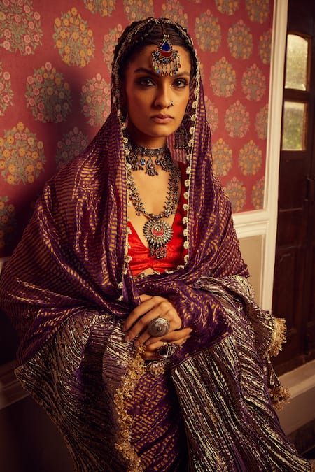 Etasha By Asha Jain_Purple Velvet, Crepe, Silk Sequins V-neck Metallic And Saree With Blouse _Online_at_Aza_Fashions