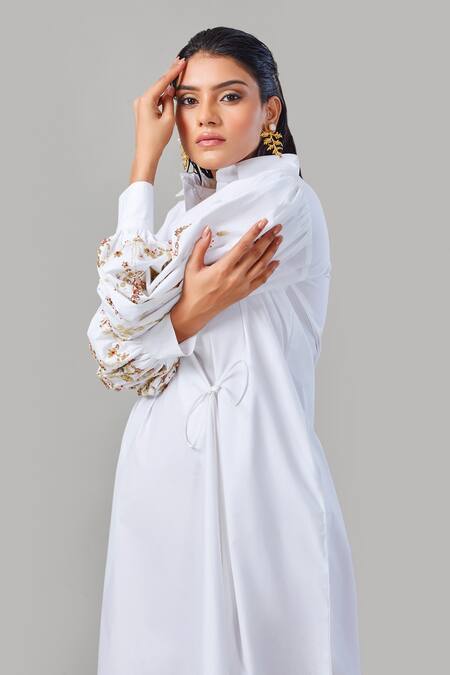 Buy_EK Dhaaga_White Poplin, 100% Cotton Floral Shirt Collar Embellished Balloon Sleeve Dress _Online_at_Aza_Fashions