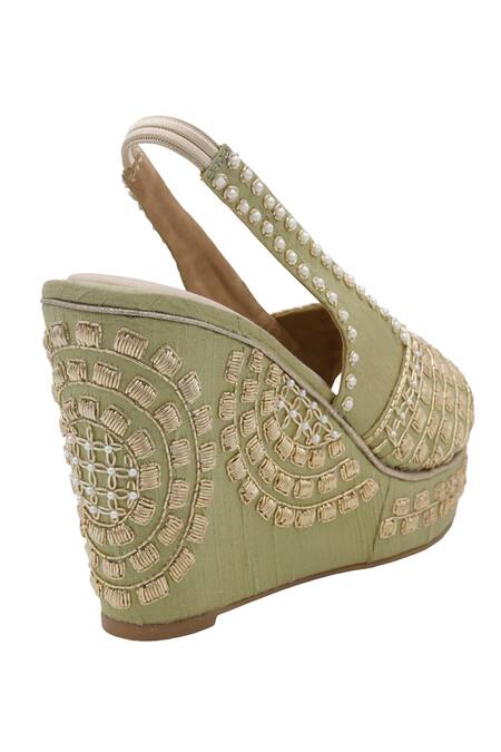 Buy_Veruschka By Payal Kothari_Green Zari, Embroidery Ektara Zardozi Wedges _Online_at_Aza_Fashions