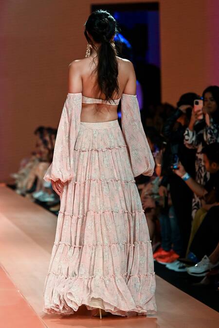 Arpita Mehta_Beige Georgette Embroidery Sweetheart Neck Floral Print Blouse And Skirt Set_at_Aza_Fashions