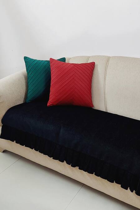 Buy_Throwpillow_Emerald Green Blend Of Cotton And Polyester Pleated Cushion Cover - Single Pc_Online_at_Aza_Fashions