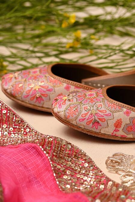 Shop Coral Haze Ivory Embroidered Erica Juttis Online at Aza Fashions Shop_Coral Haze_Ivory Embroidered Erica Juttis_Online_at_Aza_Fashions