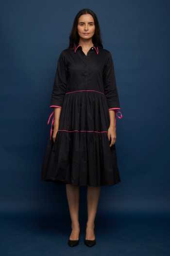 Escape By Aishwarya_Black Cotton Satin Collared Gathered Midi Dress _Online_at_Aza_Fashions