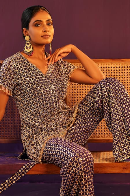 Shop_Evra By Nikita_Blue Georgette Embroidered Zari V Neck Kurta And Pant Set _Online_at_Aza_Fashions