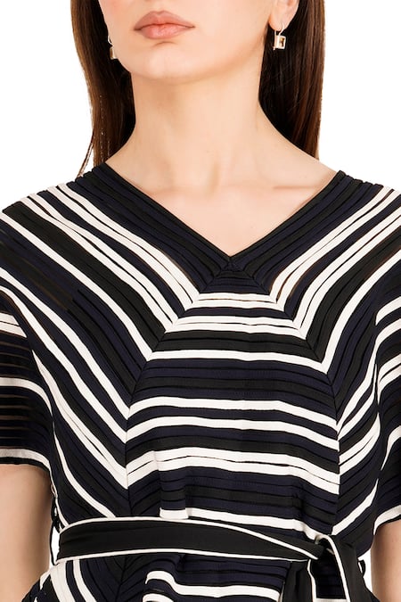 Rohit Gandhi + Rahul Khanna_Black Tulle Plain V Neck Classy Top With Belt _at_Aza_Fashions