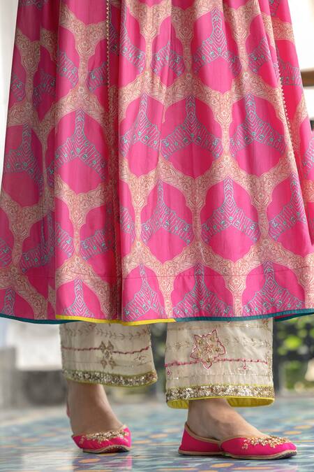 Rajiramniq_Fuchsia Dupatta Tissue Silk, Kurta Silk, Palazzo Modal Satin Gathered Set _at_Aza_Fashions