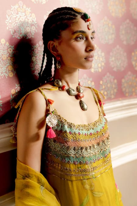 Buy Rajiramniq Yellow Organza, Crepe Floral, Sequins Scoop Fariba Hand Embroidered Kurta Set Online at Aza Fashions Buy_Rajiramniq_Yellow Organza, Crepe Floral, Sequins Scoop Fariba Hand Embroidered Kurta Set _Online_at_Aza_Fashions