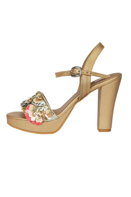 Shop Fuchsia by aashaka mehta Multi Color Sequins, Cut Work, Stones Pop Embellished Block Heels And Clutch Set Online at Aza Fashions Shop_Fuchsia by aashaka mehta_Multi Color Sequins, Cut Work, Stones Pop Embellished Block Heels And Clutch Set _Online_at_Aza_Fashions