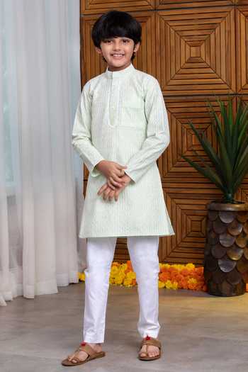 Free Sparrow_White Chanderi, Cotton, Linen Embroidery Rose Kurta Set _Online_at_Aza_Fashions