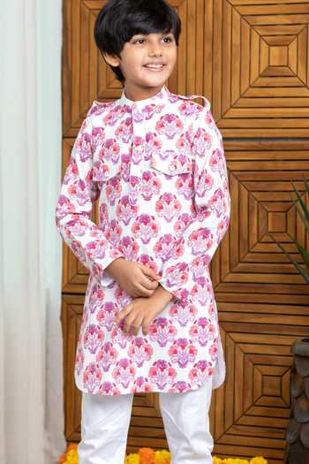 Buy_Free Sparrow_White Cotton Raspberry Jaipuri Floral Print Pathani Kurta Set _Online_at_Aza_Fashions