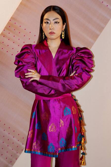 Buy_Joskai Studio_Pink Silk Zari, Embroidery Collared Mulberry Handwoven Kurta_Online_at_Aza_Fashions