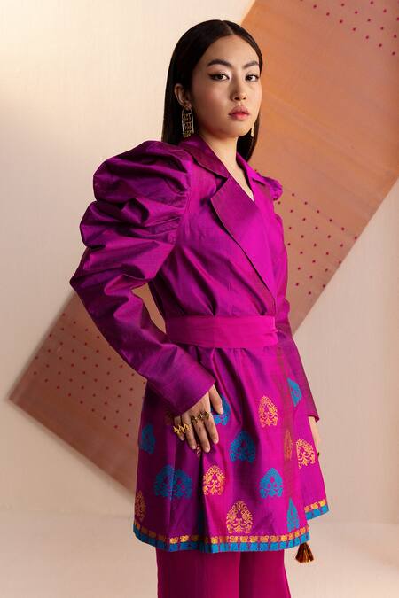 Buy_Joskai Studio_Pink Silk Embroidery, Zari Collared Handwoven Jacket Kurta With Sharara_Online_at_Aza_Fashions