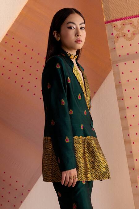 Joskai Studio_Green Silk Tassels Handwoven Mulberry Zari Coat_Online_at_Aza_Fashions