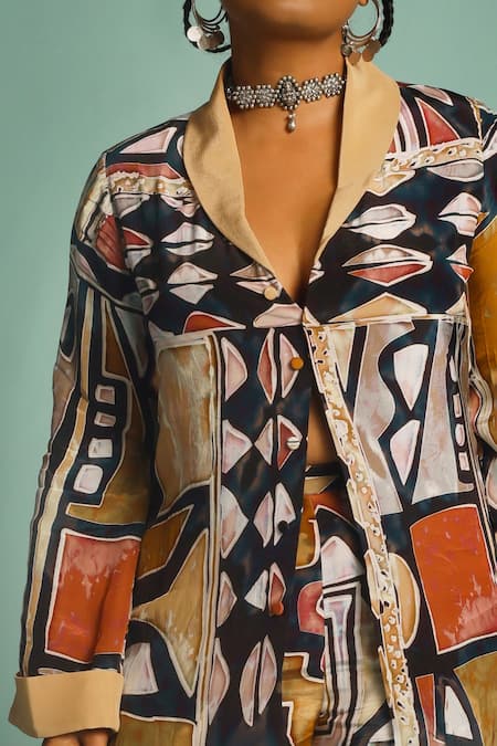 Buy_Label Shristi Chetani_Multi Color Natural Crepe Digital Spread Collar Printed Shirt And Pant Set_Online_at_Aza_Fashions