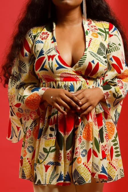 Buy_Label Shristi Chetani_Yellow Natural Crepe Floral V Neck Printed Angrakha Kurta And Pant Set _Online_at_Aza_Fashions