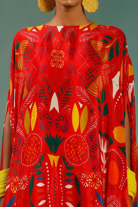 Buy_Label Shristi Chetani_Red Natural Crepe Floral Round Printed Asymmetric Draped Top And Pant Set_Online_at_Aza_Fashions