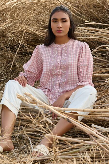 Ayaka Pink Cotton Embroidery Round Neck Printed Top at Aza Fashions Ayaka_Pink Cotton Embroidery Round Neck Printed Top _at_Aza_Fashions