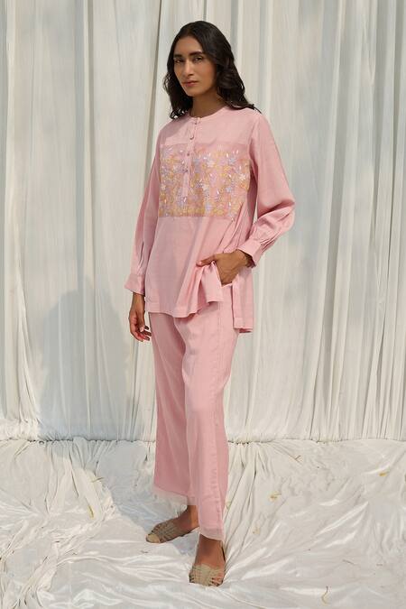 Ayaka Pink Cotton Embroidery Round Neck Floral Top at Aza Fashions Ayaka_Pink Cotton Embroidery Round Neck Floral Top _at_Aza_Fashions