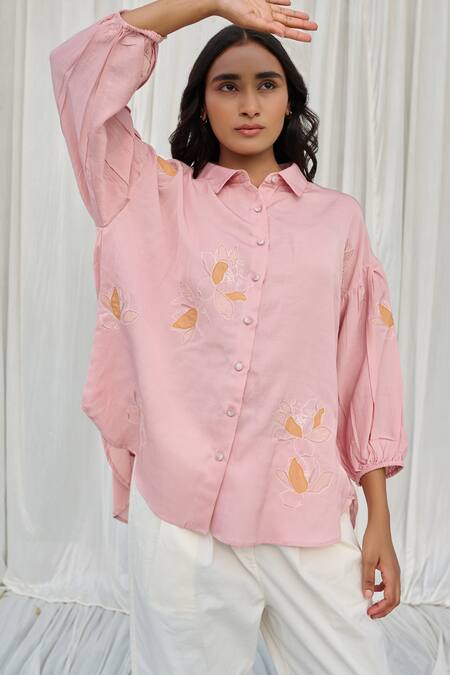 Ayaka_Pink 100% Organic Cotton Made With Soyabean Fibres Embroidered Applique Flower _at_Aza_Fashions