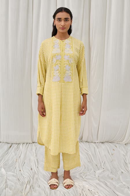 Buy_Ayaka_Yellow Cotton Embroidery Round Neck Checkered Print Tunic _Online_at_Aza_Fashions
