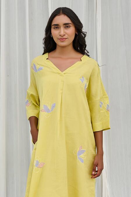 Ayaka Yellow Cotton Embroidery V-neck Floral Applique Dress Online at Aza Fashions Ayaka_Yellow Cotton Embroidery V-neck Floral Applique Dress _Online_at_Aza_Fashions