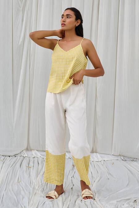 Ayaka Yellow Cotton Checkered Hem Front Pleated Trouser Online at Aza Fashions Ayaka_Yellow Cotton Checkered Hem Front Pleated Trouser _Online_at_Aza_Fashions