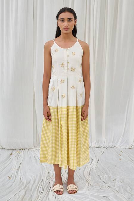 Buy Ayaka Yellow Cotton Embroidery Round Neck Floral Printed Midi Dress Online at Aza Fashions Buy_Ayaka_Yellow Cotton Embroidery Round Neck Floral Printed Midi Dress _Online_at_Aza_Fashions
