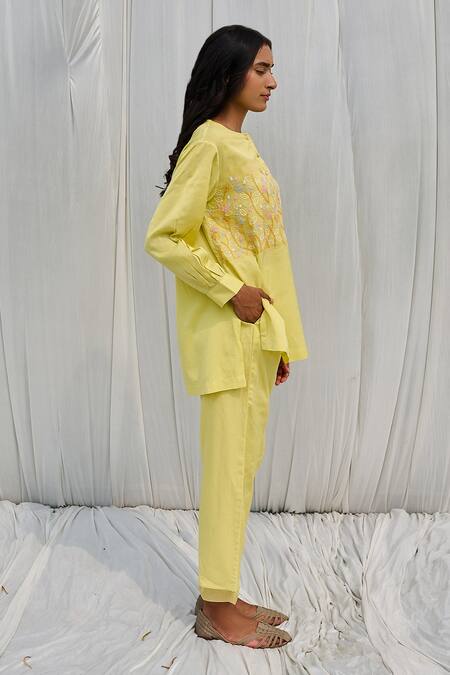 Shop Ayaka Yellow Cotton Embroidery, Tassels Round Neck Straight Top Online at Aza Fashions Shop_Ayaka_Yellow Cotton Embroidery, Tassels Round Neck Straight Top _Online_at_Aza_Fashions