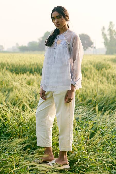 Ayaka Blue Silk Organza, Cotton Embroidery Round Neck Floral Applique Top at Aza Fashions Ayaka_Blue Silk Organza, Cotton Embroidery Round Neck Floral Applique Top _at_Aza_Fashions