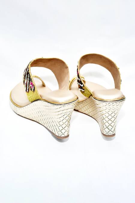 Shop_Foot Fuel_Gold Embroidery, Stones Bubbaaa Floral Kolhapuri Wedges 