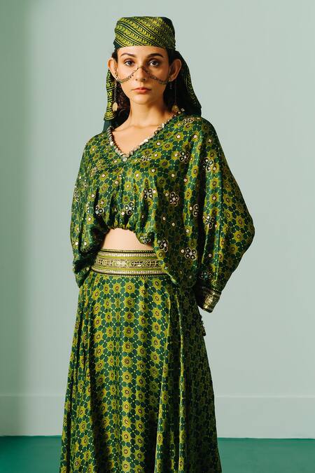 Prahnaaya Green Satin Sequins, Zari V-neck Ajrakh Hand Block Print Crop Top And Skirt Set Online at Aza Fashions Prahnaaya_Green Satin Sequins, Zari V-neck Ajrakh Hand Block Print Crop Top And Skirt Set _Online_at_Aza_Fashions