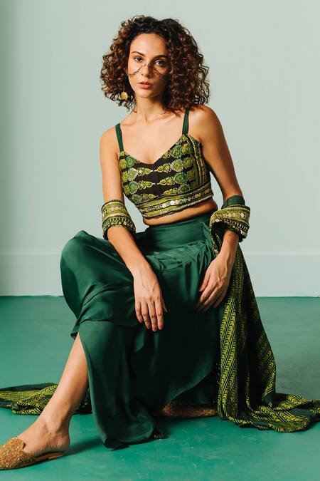 Prahnaaya Green Satin Sequins, Embroidery Sweetheart Neck Printed Cape And Draped Skirt Set Online at Aza Fashions Prahnaaya_Green Satin Sequins, Embroidery Sweetheart Neck Printed Cape And Draped Skirt Set _Online_at_Aza_Fashions
