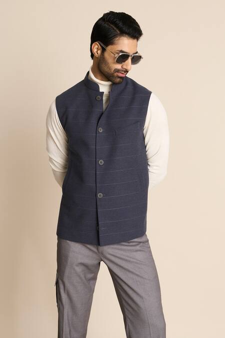 Gargee Designers_Gray Wool Stitchline Detail Sleeveless Bundi _Online_at_Aza_Fashions