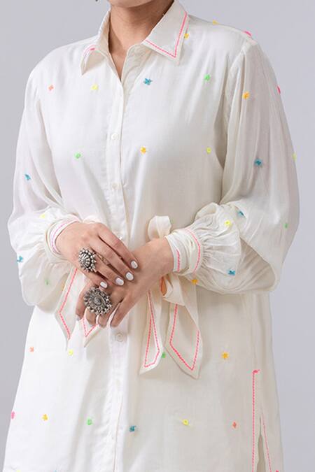 Kacha Tanka_Ivory Cotton Tassels Collared High Low Kurta And Palazzo Set _Online_at_Aza_Fashions