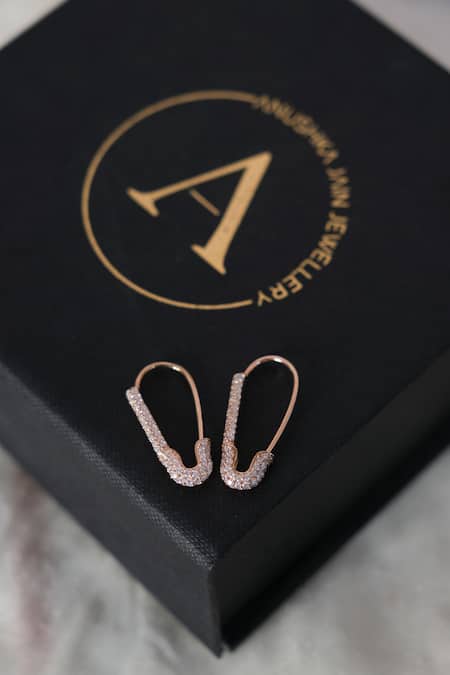 18K Gold Safety Pin Hoop Earring | 24jewels