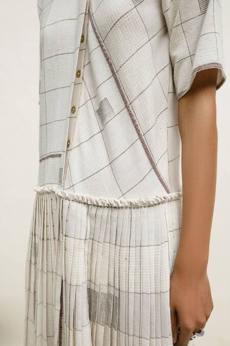 Buy Urvashi Kaur Off White Cotton Round Neck Finn Geometric Block Print Dress Online at Aza Fashions Buy_Urvashi Kaur_Off White Cotton Round Neck Finn Geometric Block Print Dress _Online_at_Aza_Fashions