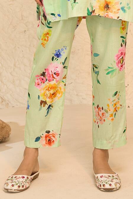 Chrkha Green Cotton Satin Print Floral V Neck Flower Short Kurta With Pant Online at Aza Fashions Chrkha_Green Cotton Satin Print Floral V Neck Flower Short Kurta With Pant _Online_at_Aza_Fashions