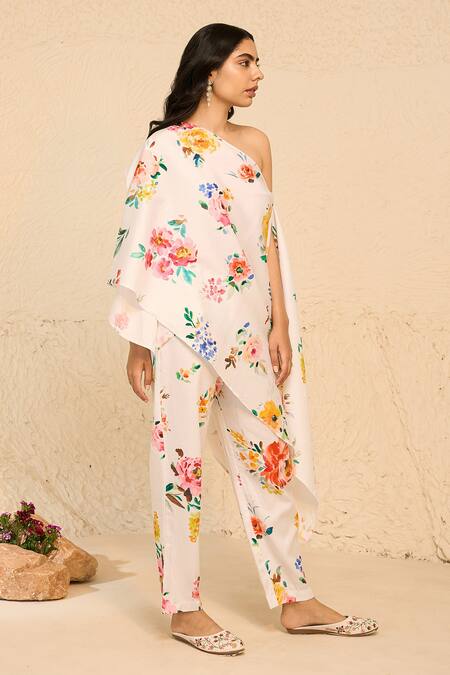 Shop_Chrkha_White Asymmetric Floral Print Kaftan And Pant Set _Online_at_Aza_Fashions