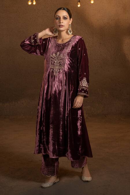 Buy_Glittire By Sakshi Verma_Wine Silk Velvet Cutdana, Dabka, Zari Round A-line Yoke Embroidered Kurta Set_Online_at_Aza_Fashions