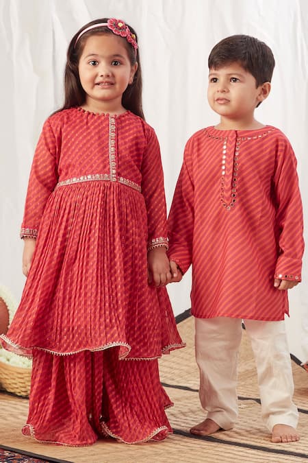Buy Vivedkids Red Chiffon Gota Patti, Sequins, Stripe Pattern Peplum Top And Lehenga Set Online at Aza Fashions Buy_Vivedkids_Red Chiffon Gota Patti, Sequins, Stripe Pattern Peplum Top And Lehenga Set _Online_at_Aza_Fashions