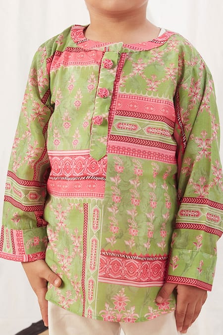 Buy Vivedkids Green Cotton Embroidery Block Print Short Kurta Set Online at Aza Fashions Buy_Vivedkids_Green Cotton Embroidery Block Print Short Kurta Set _Online_at_Aza_Fashions