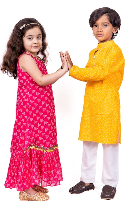 Vivedkids_Yellow Cotton Embroidery Mandarin Collar Printed Kurta _Online_at_Aza_Fashions