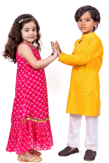 Vivedkids_Pink Chiffon, Cotton Tassels Round Neck Printed Dress _Online_at_Aza_Fashions